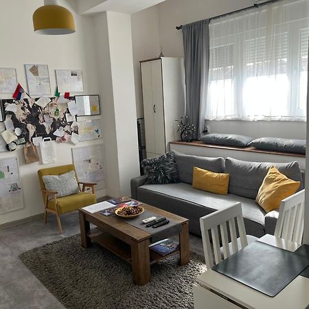 Jumi Lejlighed Beograd Eksteriør billede